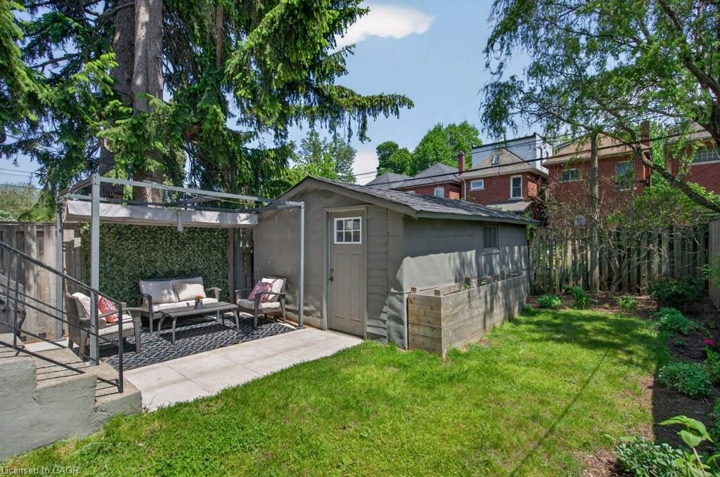 225 Prospect Street S Property Photo 39