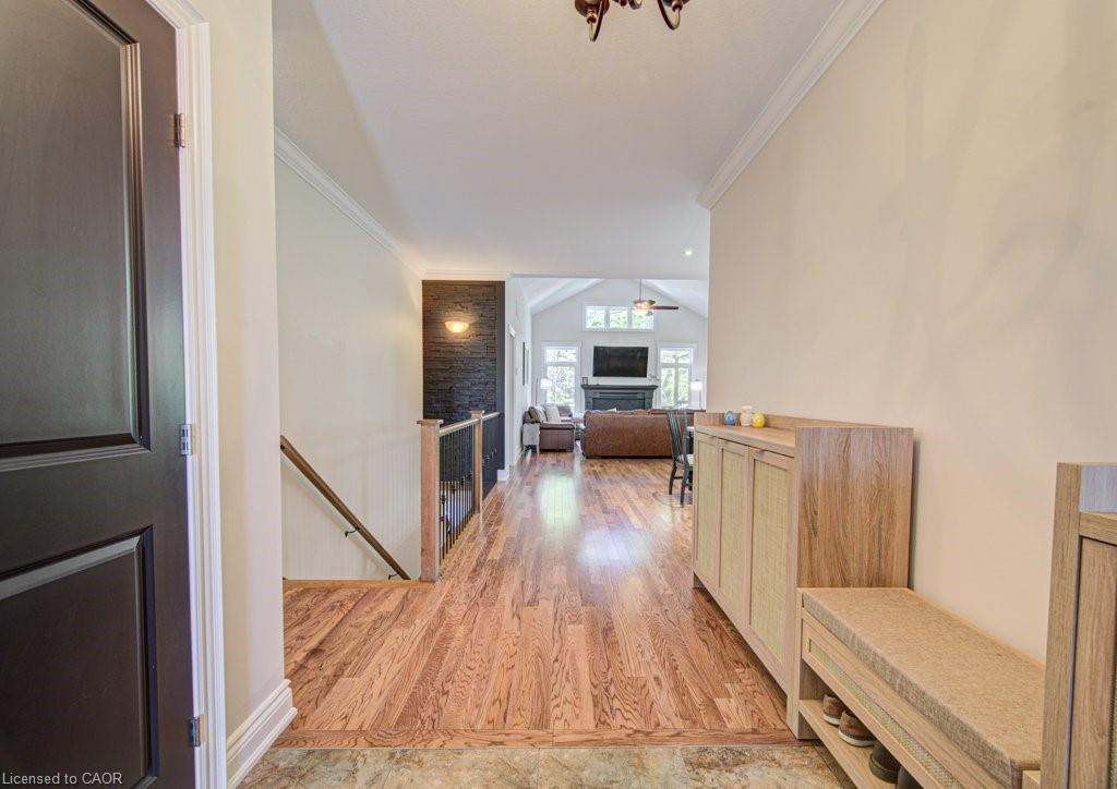 122 Angler Avenue Property Photo 5