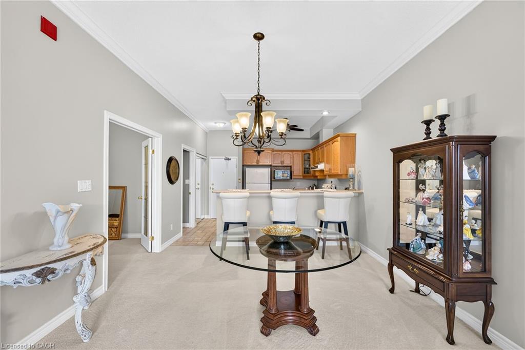 315-262 Dundas Street E Property Photo 6