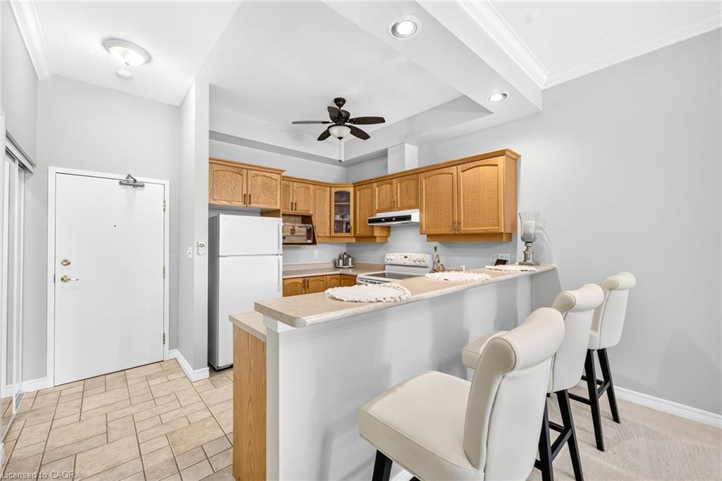 315-262 Dundas Street E Property Photo 10