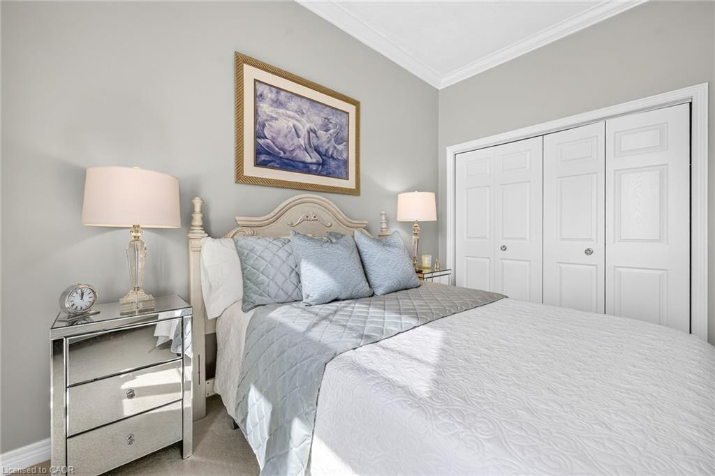 315-262 Dundas Street E Property Photo 27