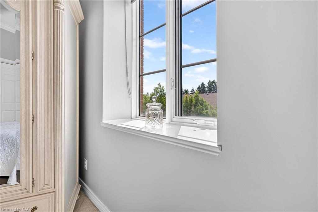315-262 Dundas Street E Property Photo 28