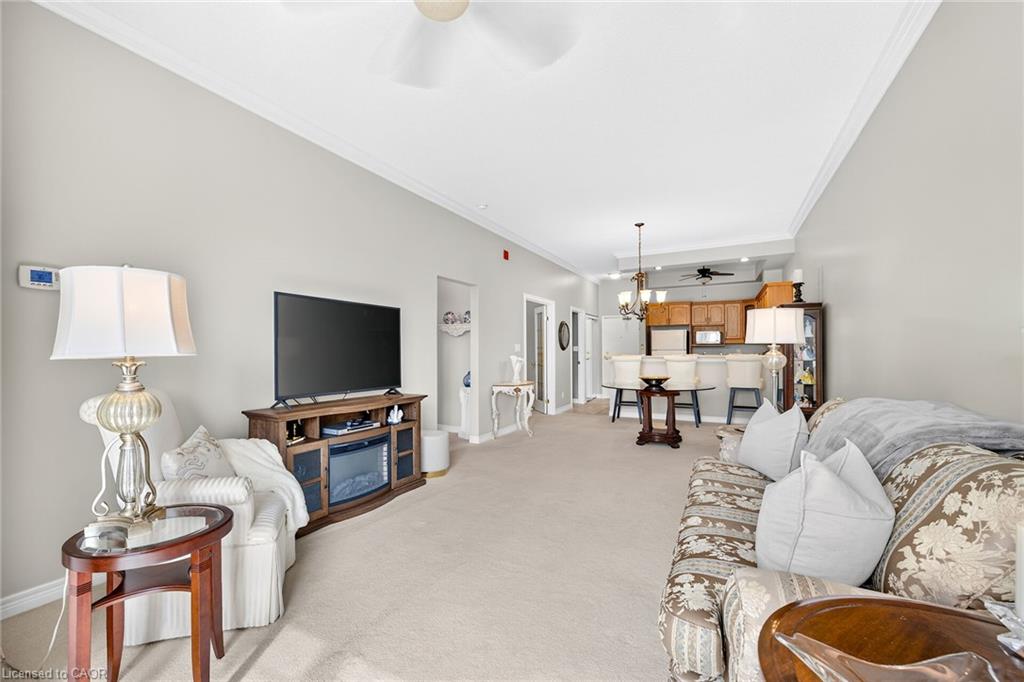 315-262 Dundas Street E Property Photo 32