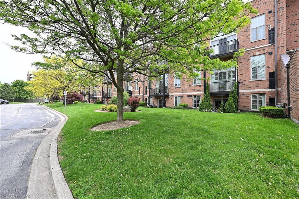 315-262 Dundas Street E Property Photo 40