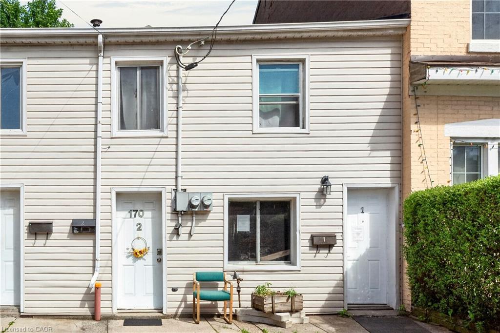 170 Macnab Street N Property Photo 1
