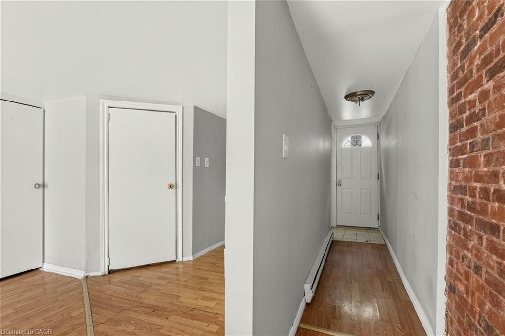 170 Macnab Street N Property Photo 4