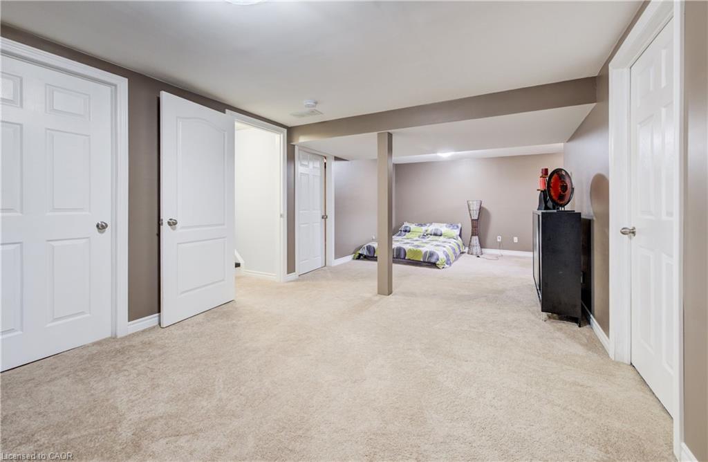 18-10 Isherwood Avenue Property Photo 31