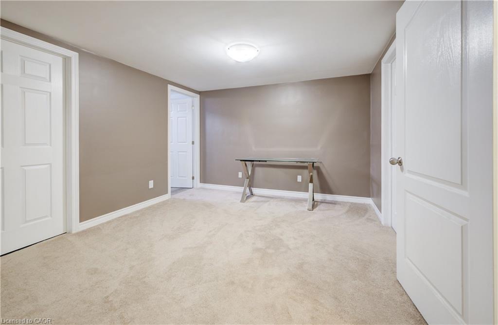 18-10 Isherwood Avenue Property Photo 33