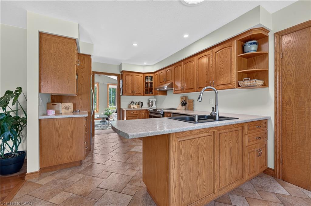 398 Mountain Road Property Photo 6