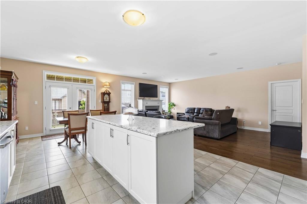 9 Efthemio Court Property Photo 13