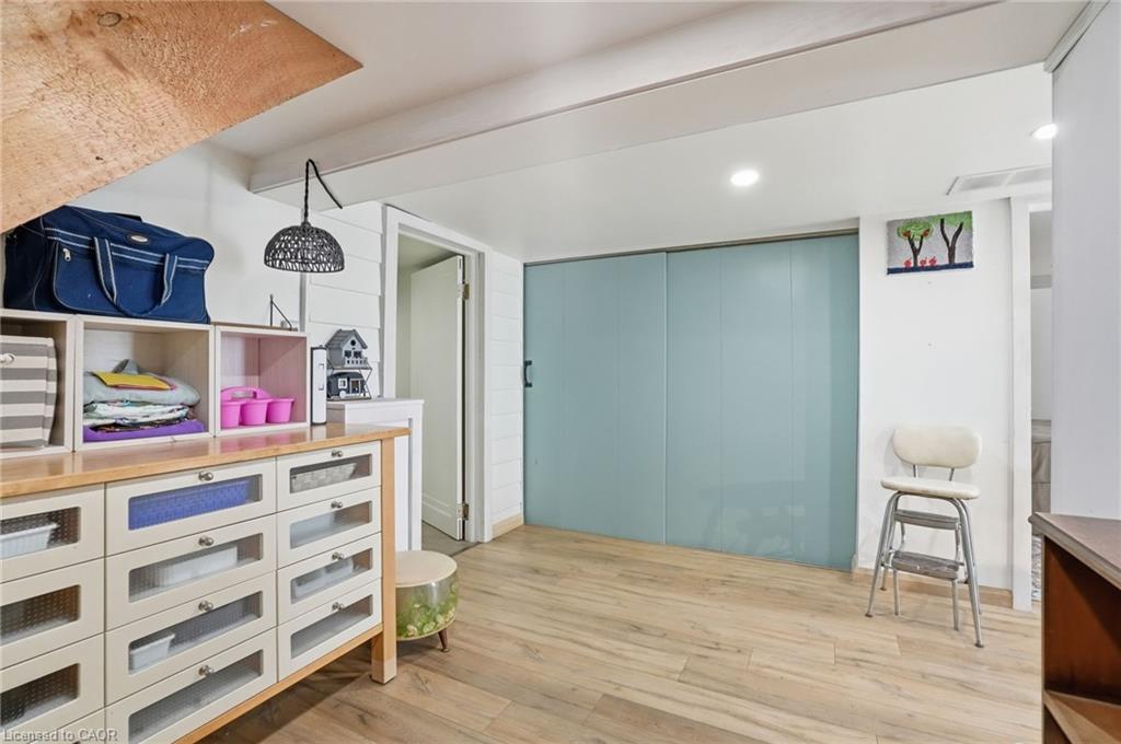 19 Victoria Street Property Photo 37
