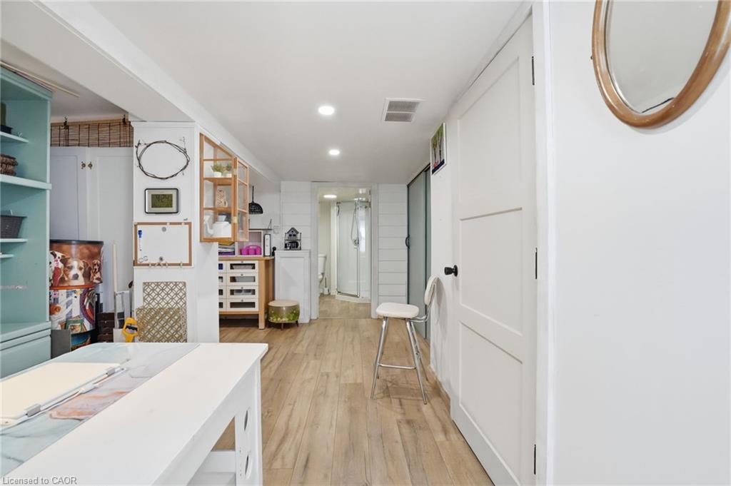 19 Victoria Street Property Photo 43