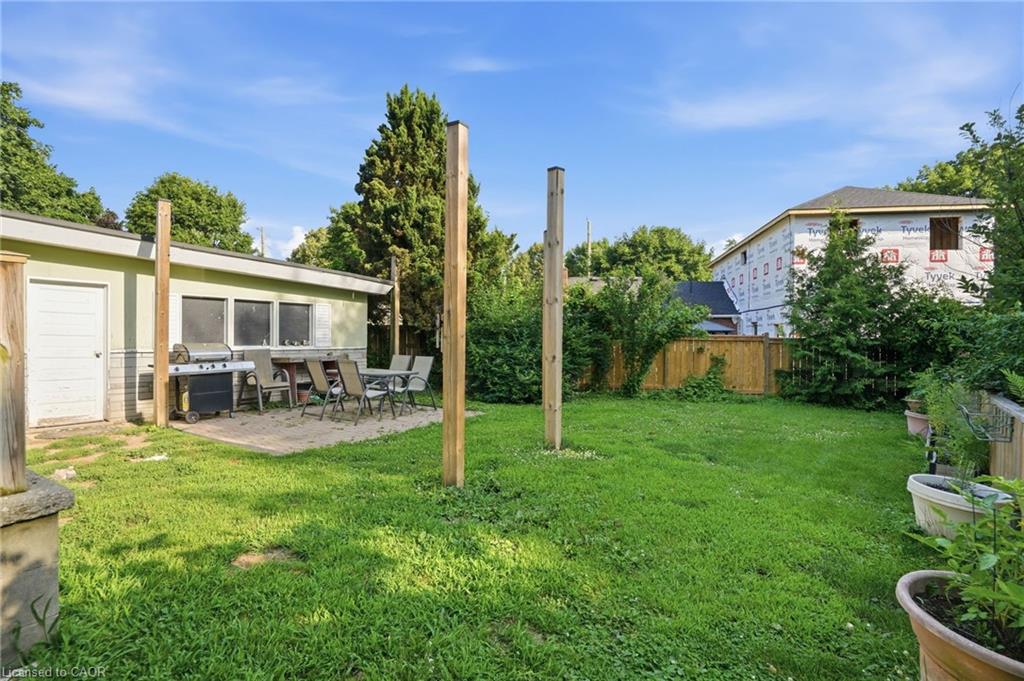 19 Victoria Street Property Photo 46