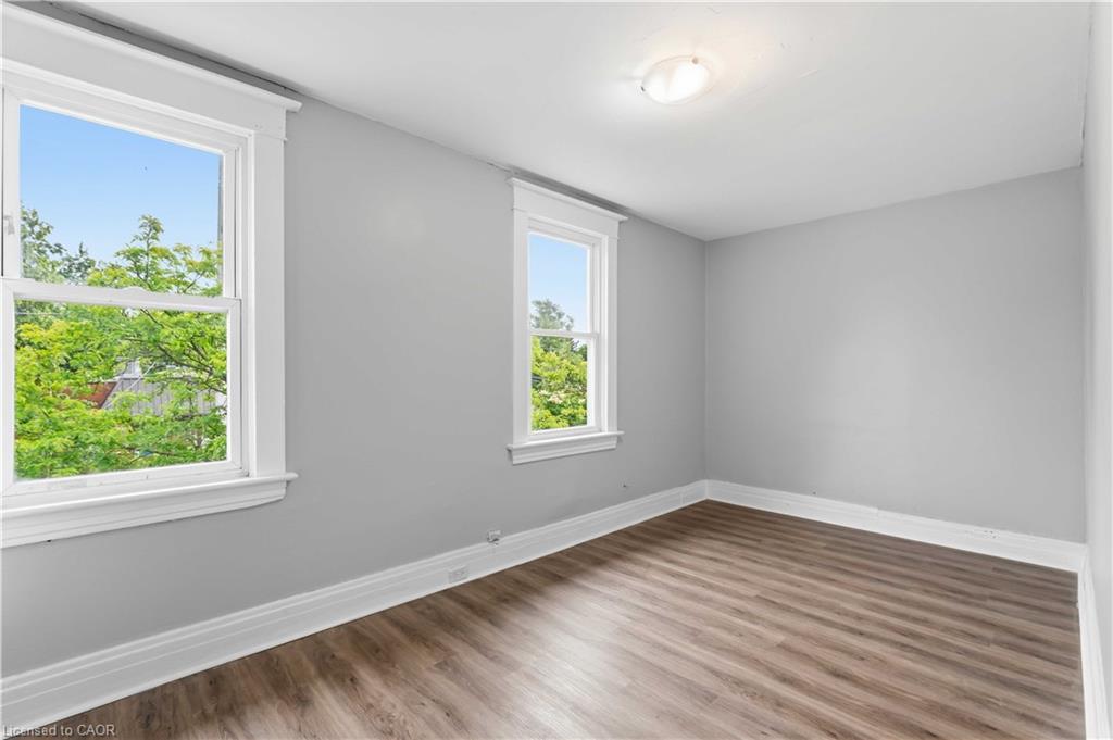 107 Lake Street Property Photo 13