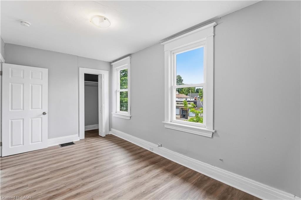 107 Lake Street Property Photo 15