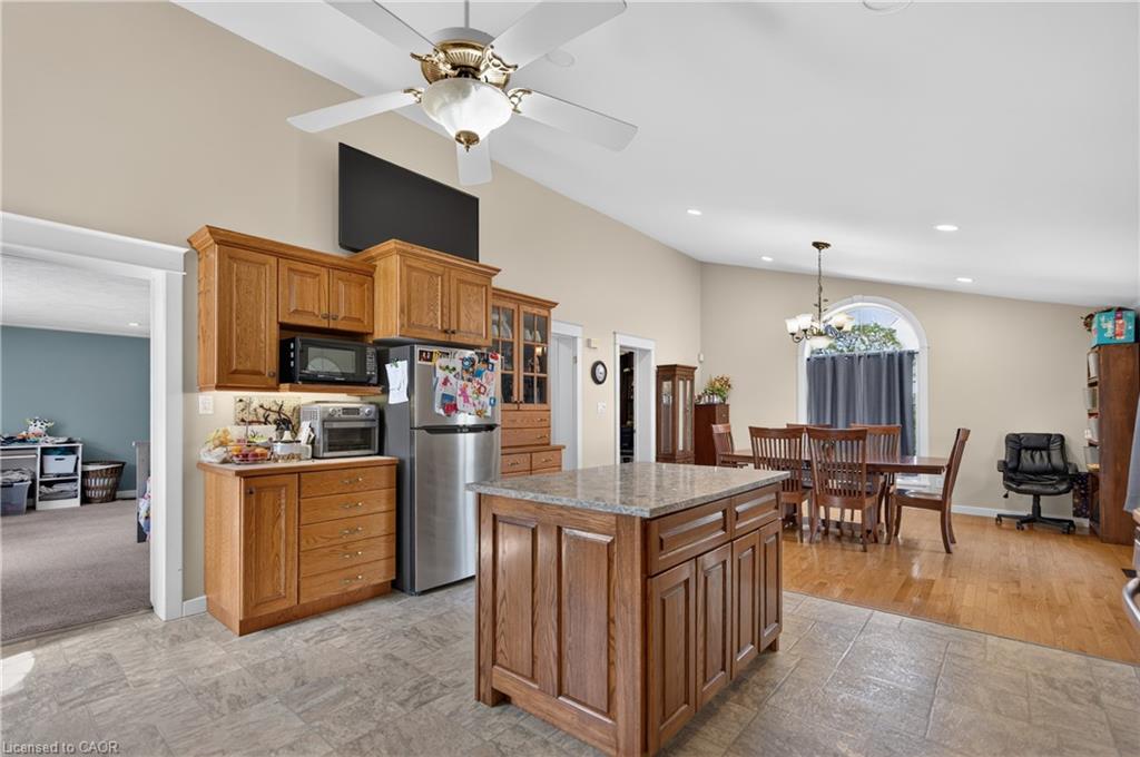 40843243 Property Photo 30