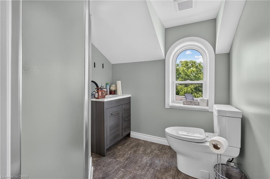 40843243 Property Photo 39