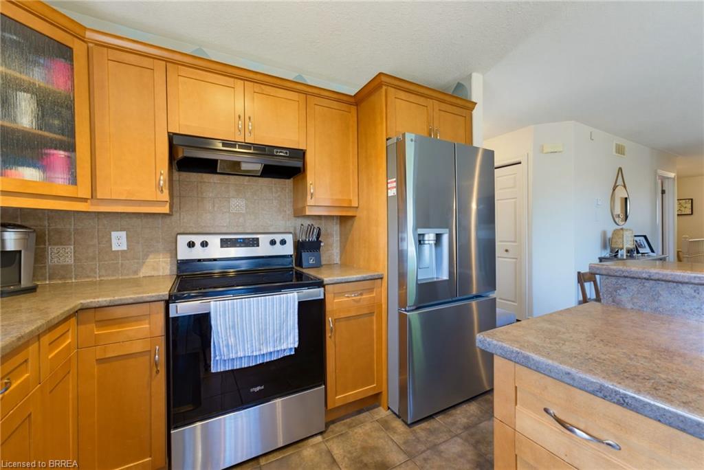 21 Mansfield Drive Property Photo 6