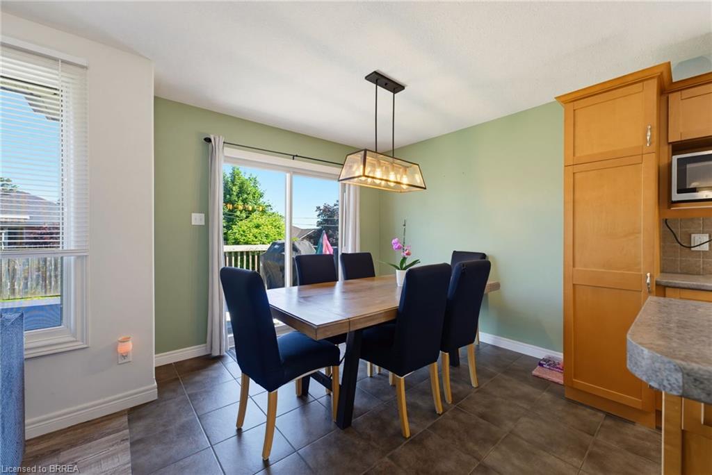 21 Mansfield Drive Property Photo 9