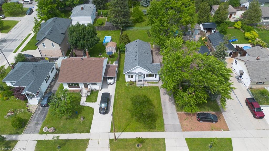 185 Cedardale Avenue Property Photo 3