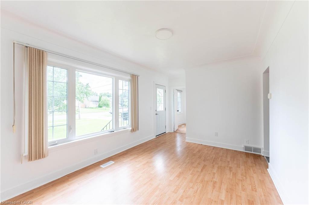 185 Cedardale Avenue Property Photo 8