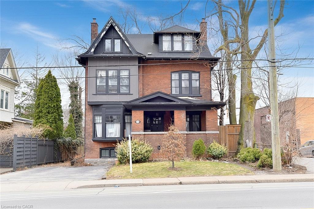 103 Sherman Avenue S Property Photo 2