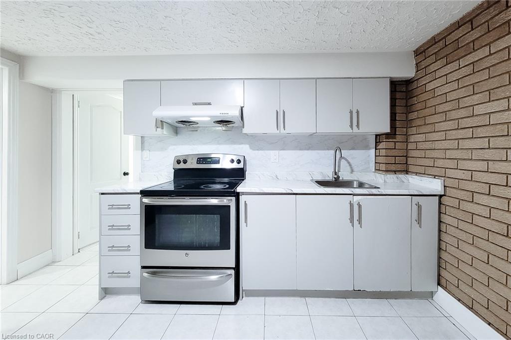 12 Maitland Avenue Property Photo 39