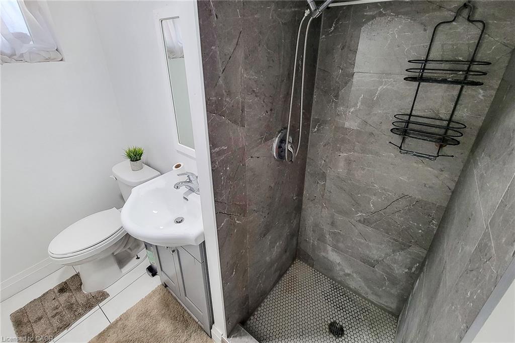12 Maitland Avenue Property Photo 48