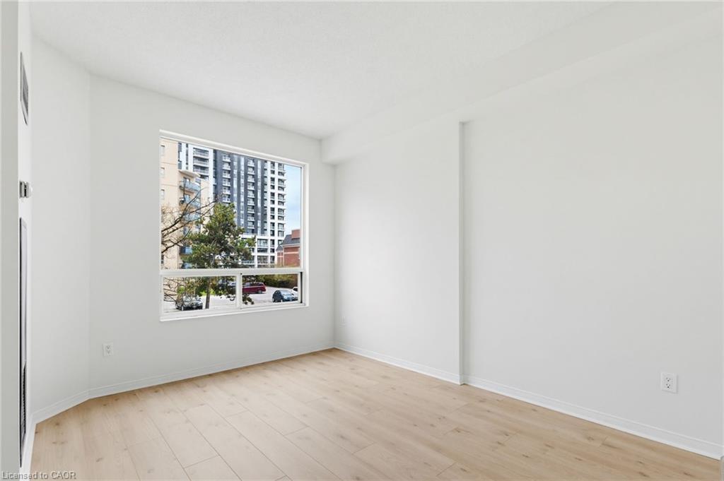 311-2511 Lakeshore Road W Property Photo 23