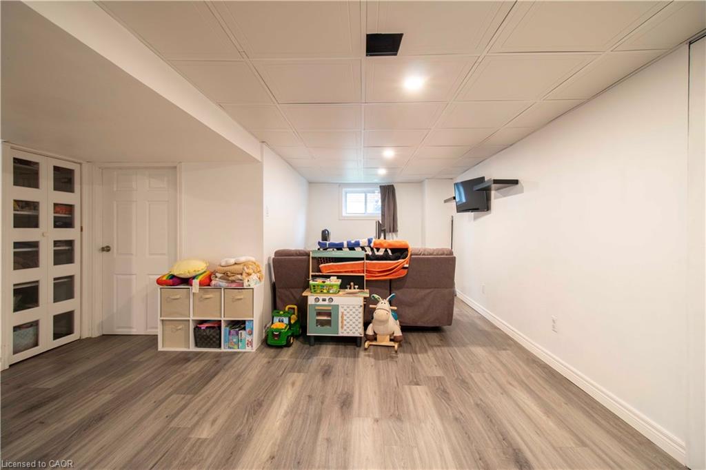 149 East 34th Street Property Photo 35