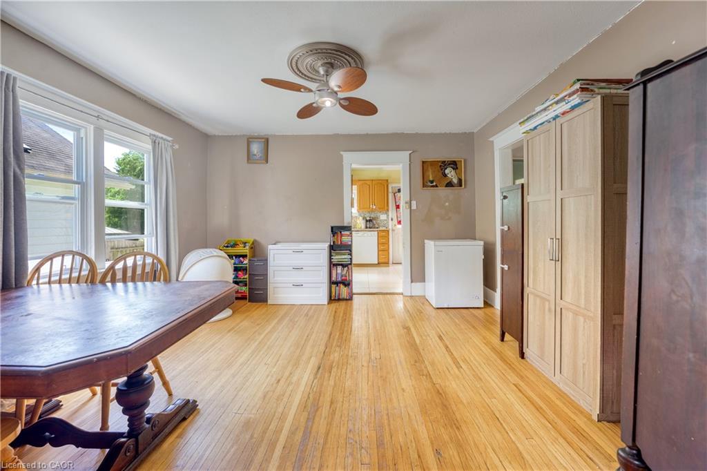 115 Collingwood Street Property Photo 6