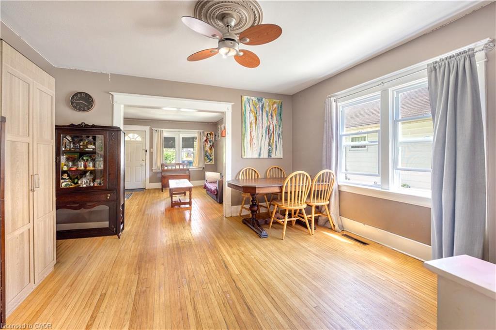 115 Collingwood Street Property Photo 7