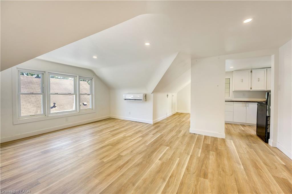 115 Collingwood Street Property Photo 26