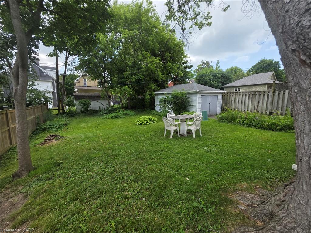 20 Fairview Avenue Property Photo 3