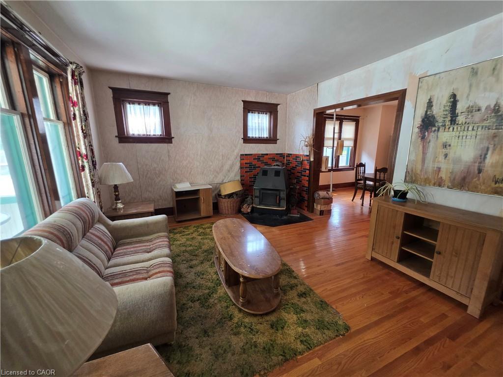 20 Fairview Avenue Property Photo 5