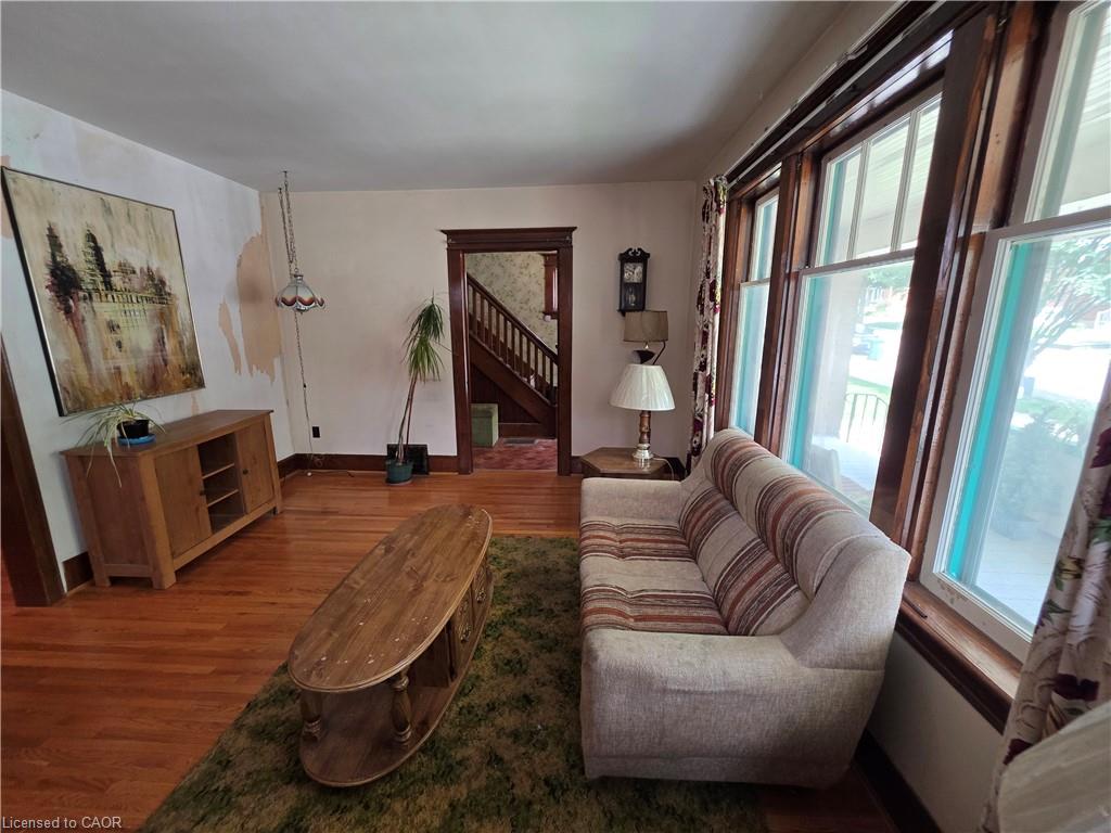 20 Fairview Avenue Property Photo 7