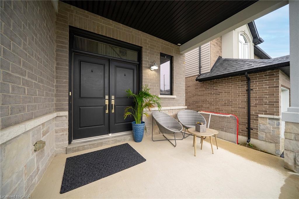 73 Eleanor Avenue Property Photo 2
