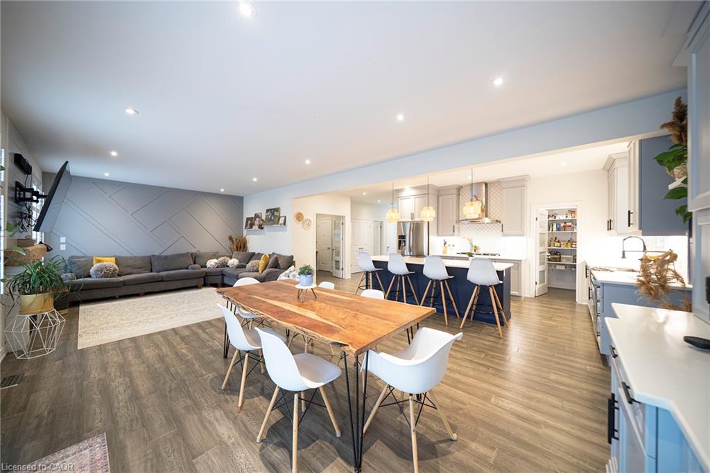 73 Eleanor Avenue Property Photo 10