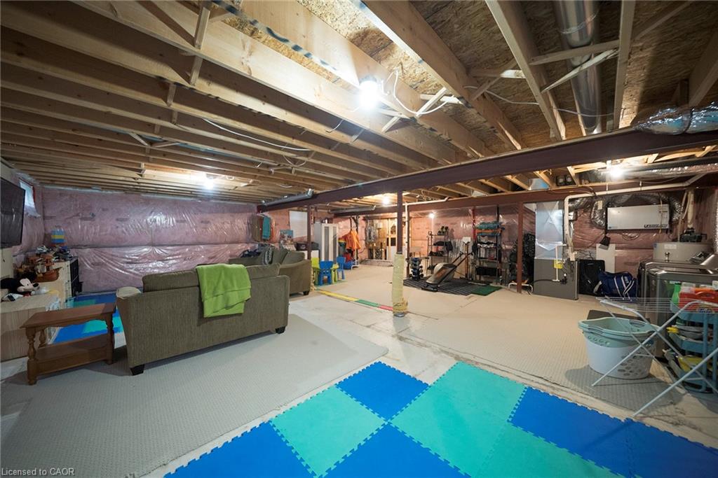 73 Eleanor Avenue Property Photo 33