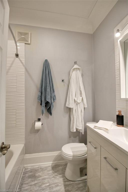 1-70 Spadina Avenue Property Photo 13