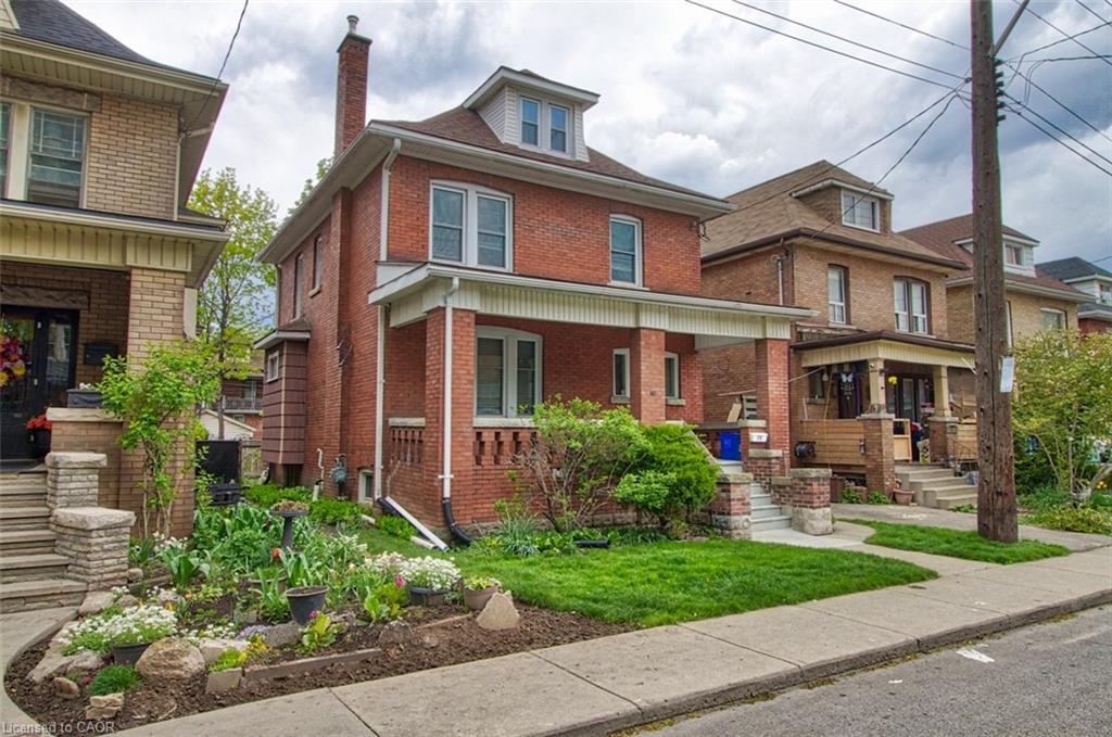 3-70 Spadina Avenue Property Photo 3