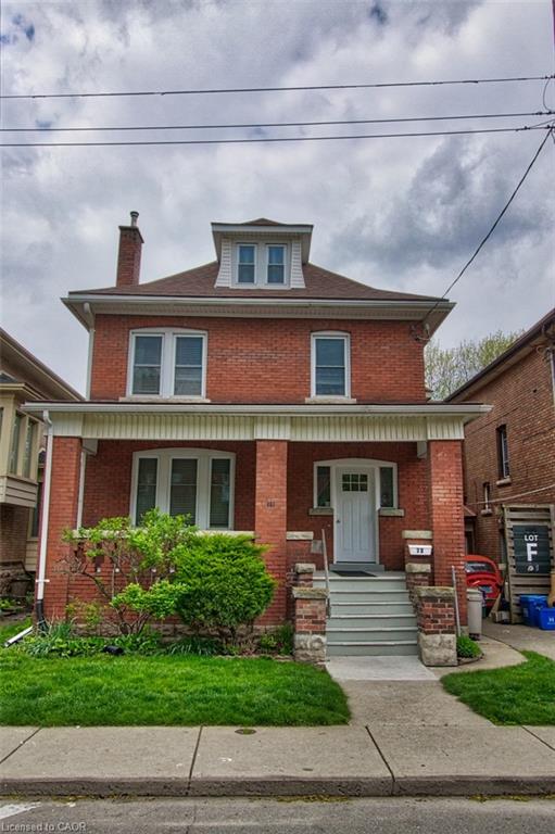 3-70 Spadina Avenue Property Photo 4