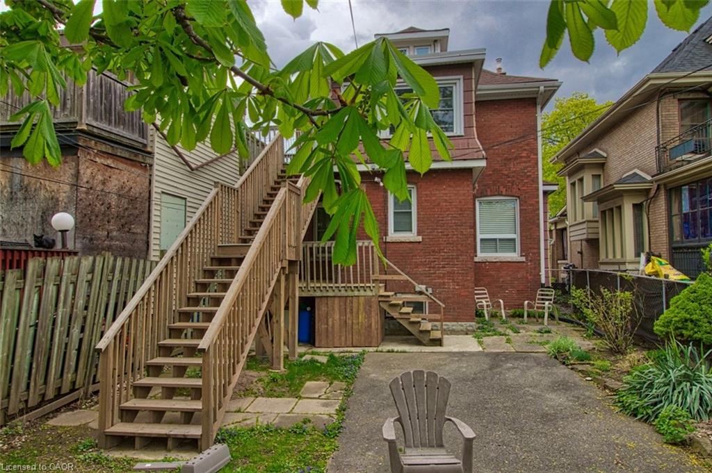 3-70 Spadina Avenue Property Photo 13