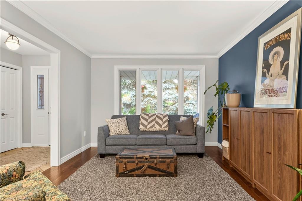 4507 Ivy Gardens Crescent Property Photo 8