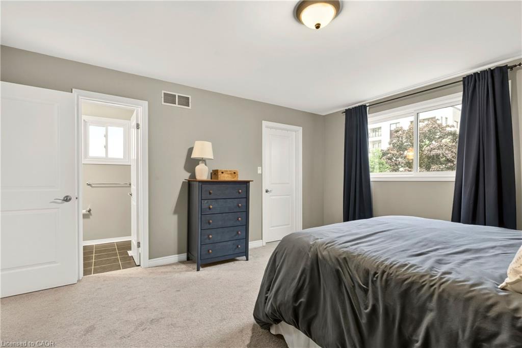 4507 Ivy Gardens Crescent Property Photo 28