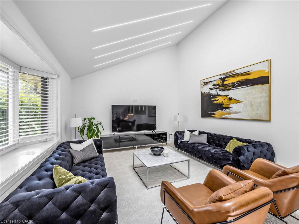 13 Swanhurst Boulevard Property Photo 7