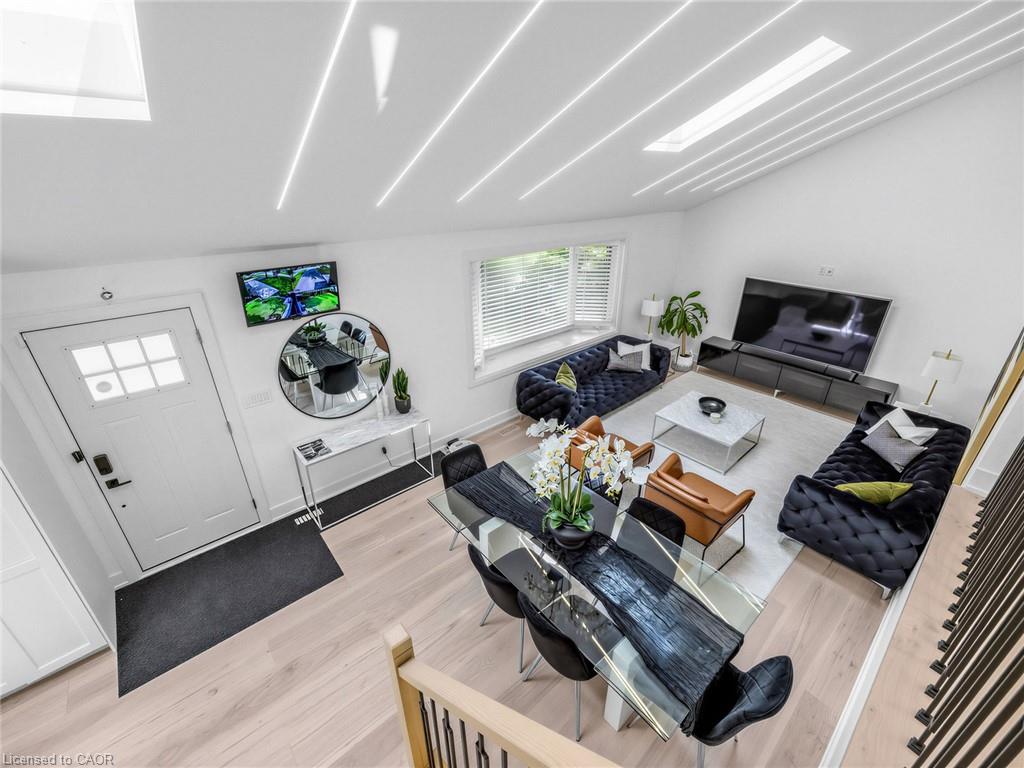 13 Swanhurst Boulevard Property Photo 11