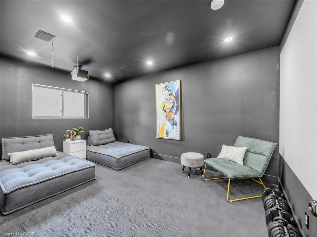 13 Swanhurst Boulevard Property Photo 15