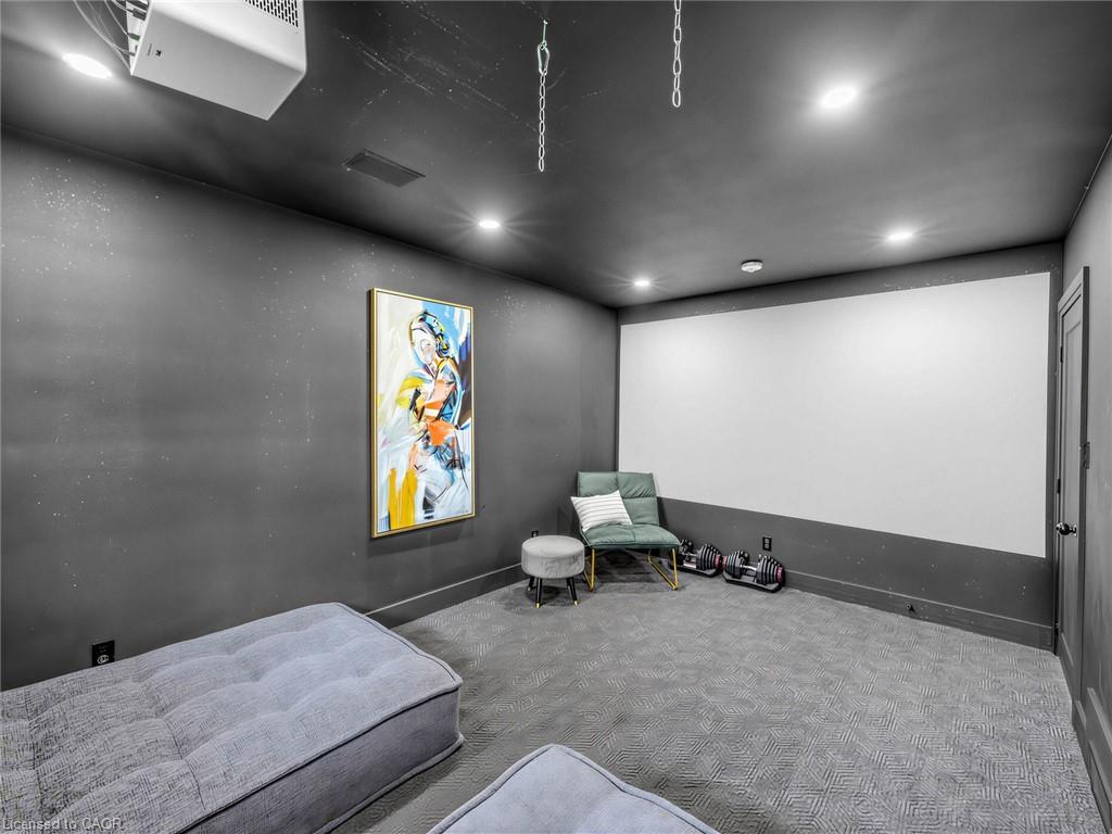 13 Swanhurst Boulevard Property Photo 16