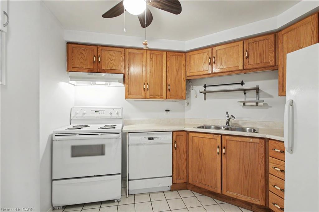 401-175 Hunter Street E Property Photo 13